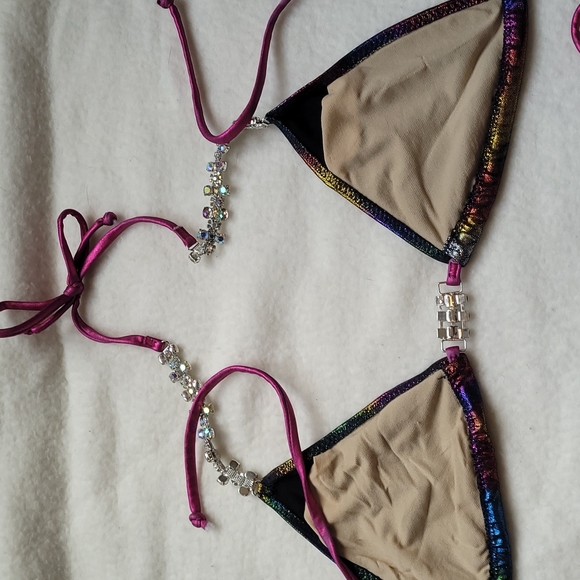 Ravish sands bikini - Picture 5 of 6